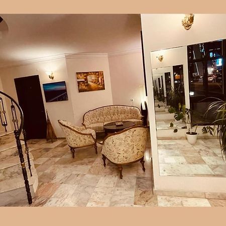 Hotel Grand Tbilisi Esterno foto
